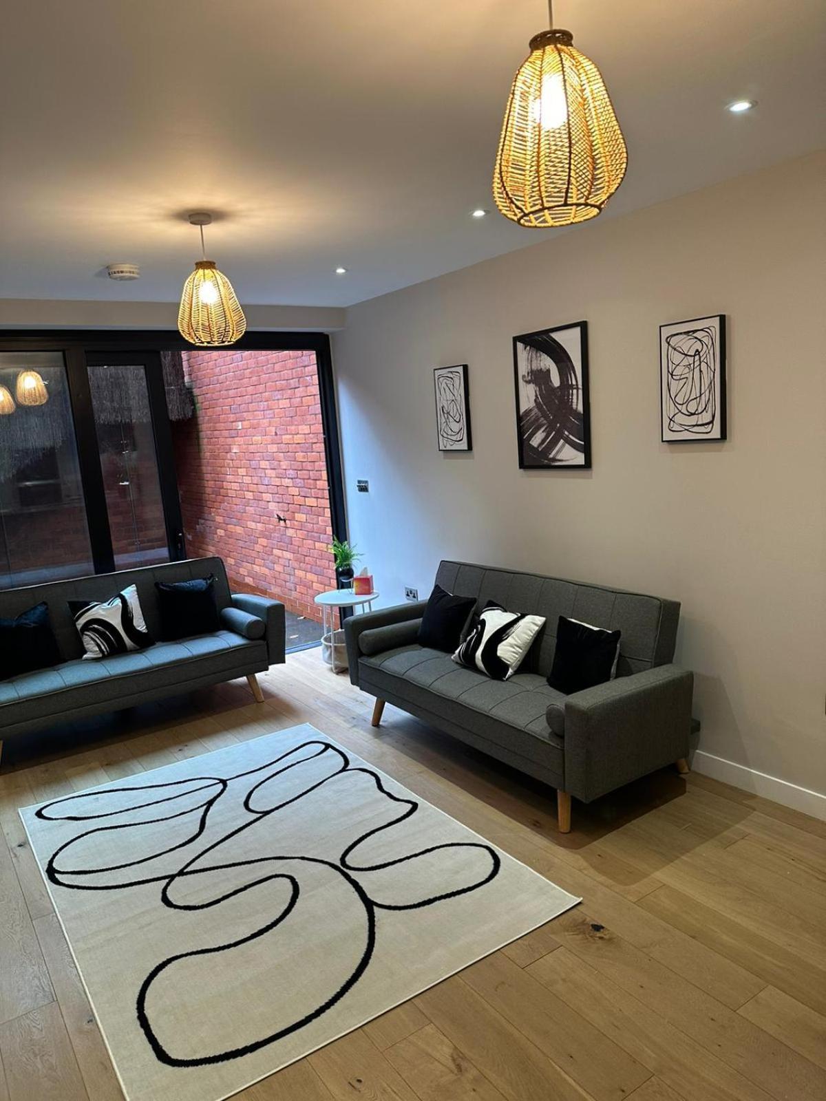 Richardson Deluxe Apartments - 3 Bed Londra Dış mekan fotoğraf